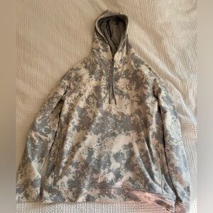 Lulu lemon city sweat hoodie. XL. Grey and white